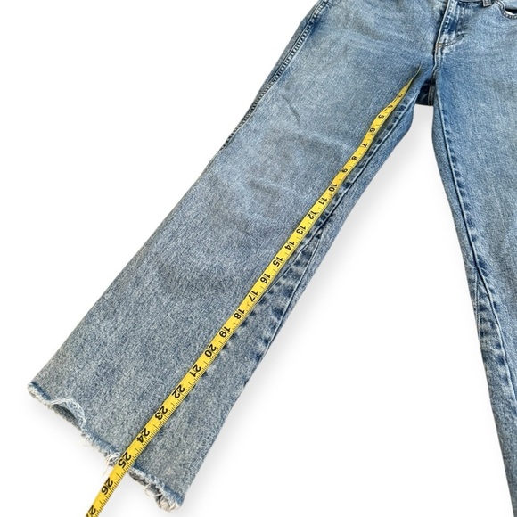 AO LA Alice + Olivia Perfect Cropped Kick Flare Jeans in Rebel Rebel Size 29 - Picture 4 of 11